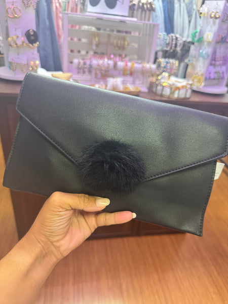 FUR BALL CLUTCH