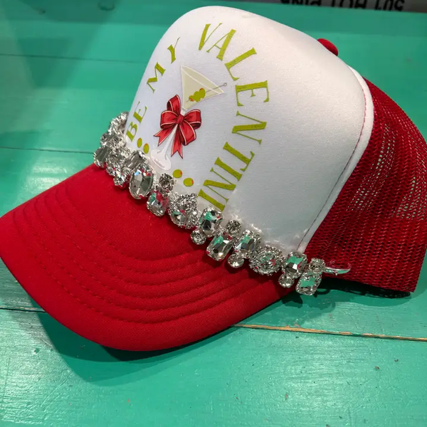 JUMBO TRUCKER HAT BLING CHAIN