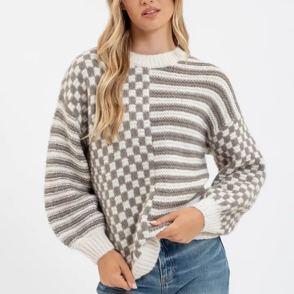 OLIVE CHECKERED KNIT SWEATER